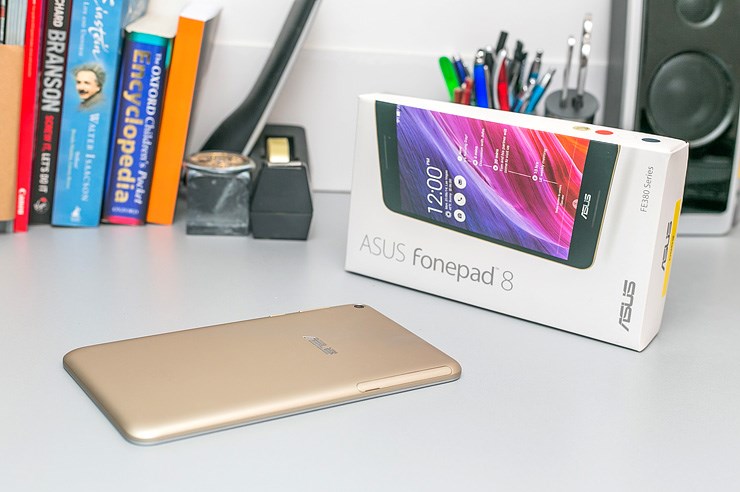 Asus Fonepad 8 (3).jpg